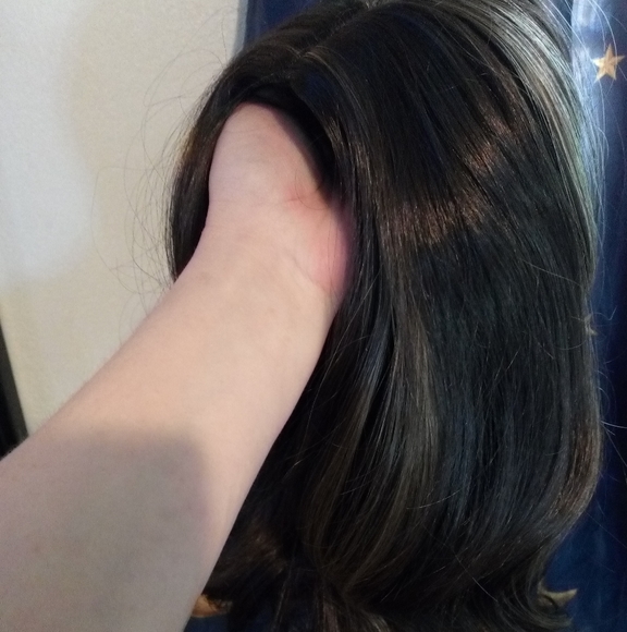 20" SYNTHETIC DARK BROWN LOOSE WAVES WIG - Picture 8 of 8